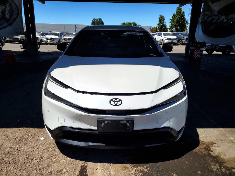 Продаж на аукціоні авто 2025 Toyota Prius, vin: JTDACAAU6S3053709, номер лоту: 61934066