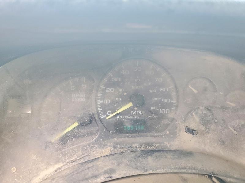 60481596 :رقم المزاد ، 1GTFC29U7YE290710 vin ، 2000 Gmc New Sierra مزاد بيع