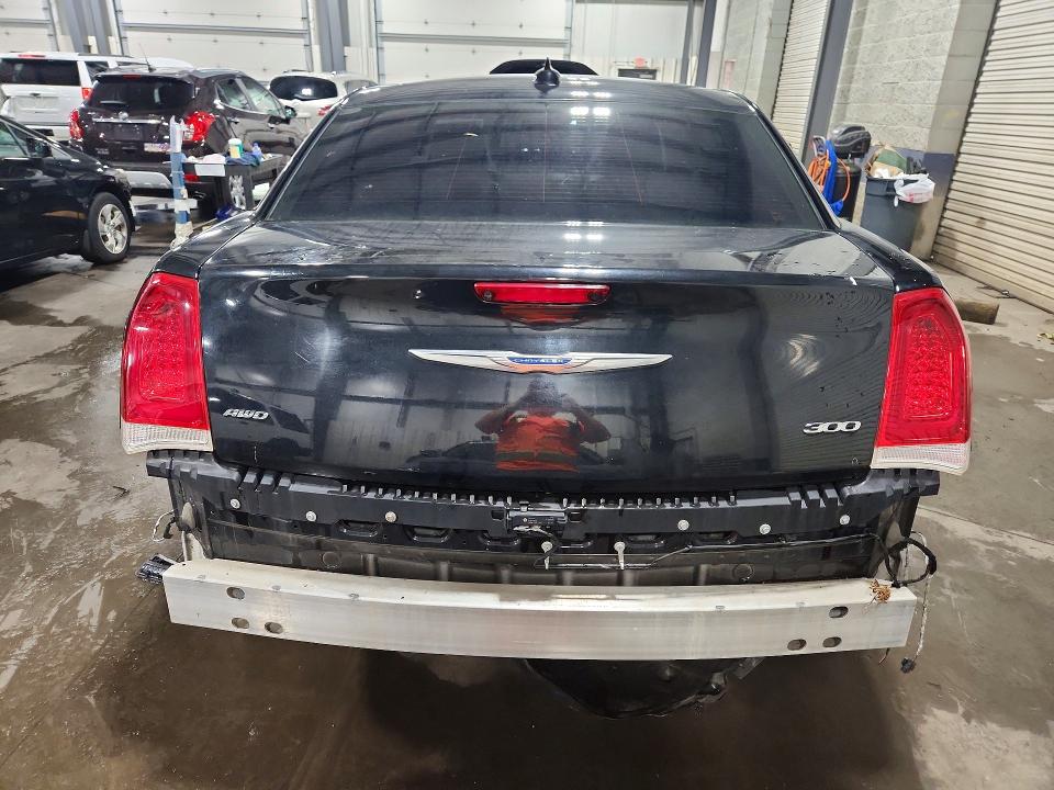 60050386 :رقم المزاد ، 2C3CCARG7JH226760 vin ، 2018 Chrysler 300 مزاد بيع