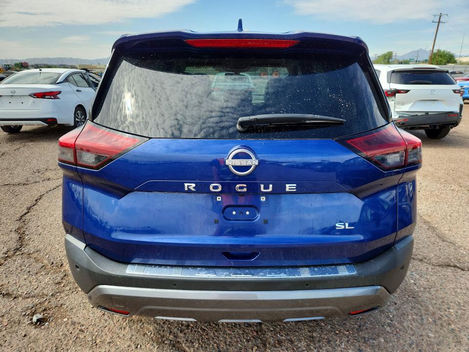 61071866 :رقم المزاد ، 5N1BT3CA7NC730138 vin ، 2022 Nissan Rogue مزاد بيع