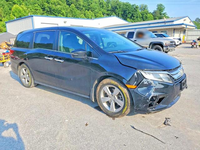 60302306 :رقم المزاد ، 5FNRL6H53LB051550 vin ، 2020 Honda Odyssey مزاد بيع