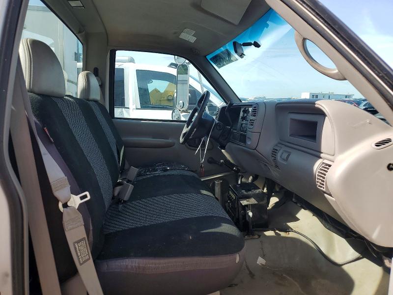 60398576 :رقم المزاد ، 3GBKC34F82M110640 vin ، 2002 Chevrolet Gmt-400 مزاد بيع
