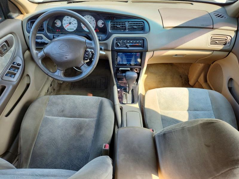 2000 Nissan Altima მანქანა იყიდება აუქციონზე, vin: 1N4DL01D5YC218557, აუქციონის ნომერი: 60637166