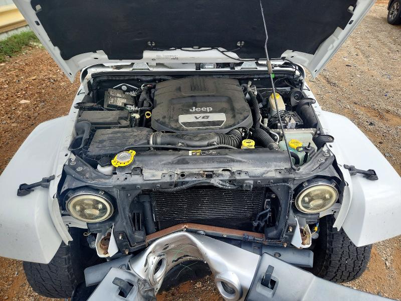 2017 Jeep Wrangler Unlimited მანქანა იყიდება აუქციონზე, vin: 1C4BJWEG6HL581707, აუქციონის ნომერი: 61221966