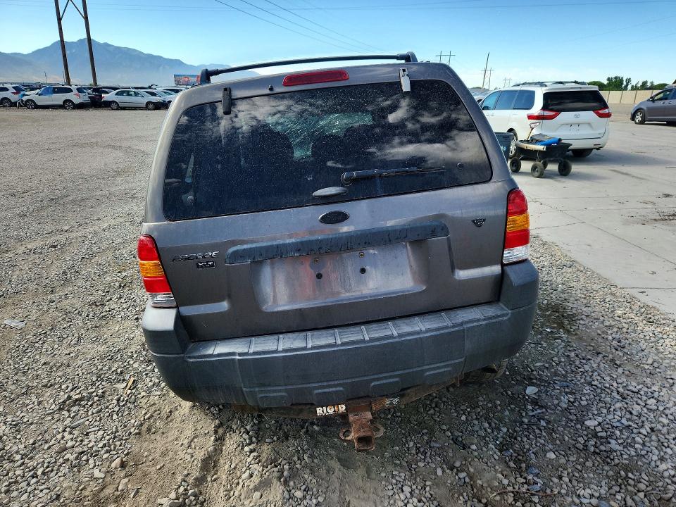 60434586 :رقم المزاد ، 1FMYU93196KC42634 vin ، 2006 Ford Escape مزاد بيع