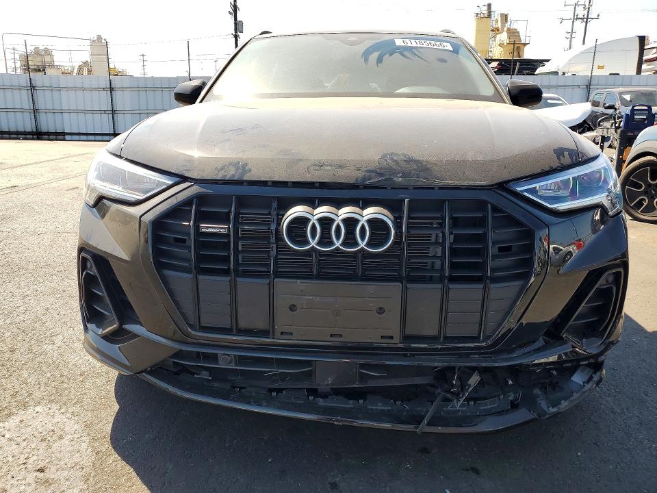 61185666 :رقم المزاد ، WA1DECF32S1110156 vin ، 2025 Audi Q3 مزاد بيع
