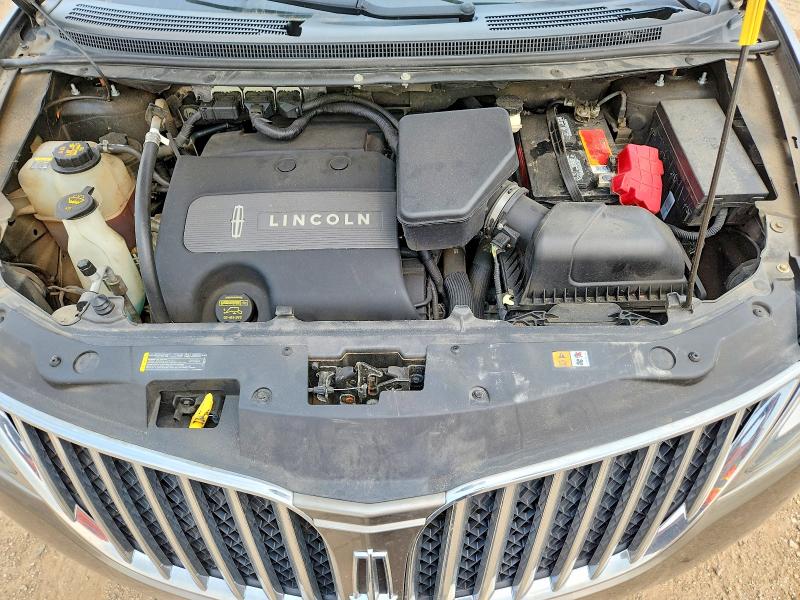 61339606 :رقم المزاد ، 2LMDJ8JK3CBL17058 vin ، 2012 Lincoln Mkx مزاد بيع