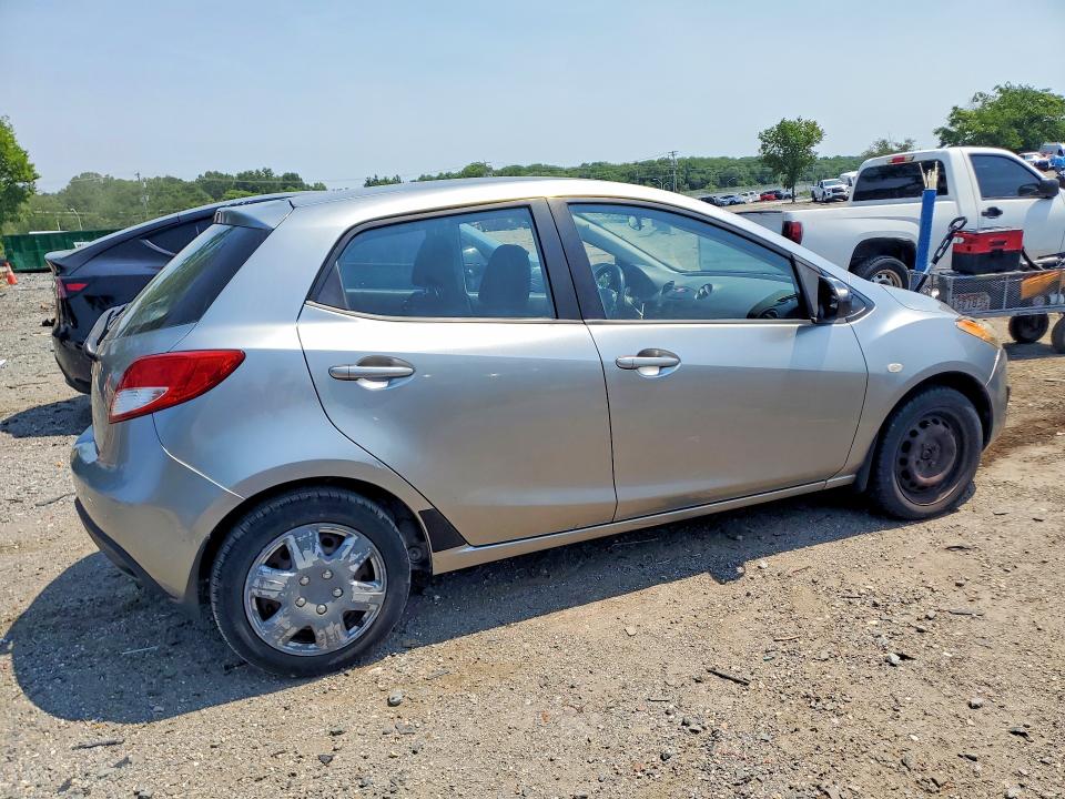 2012 Mazda Mazda2 მანქანა იყიდება აუქციონზე, vin: JM1DE1KY5C0132381, აუქციონის ნომერი: 60879516