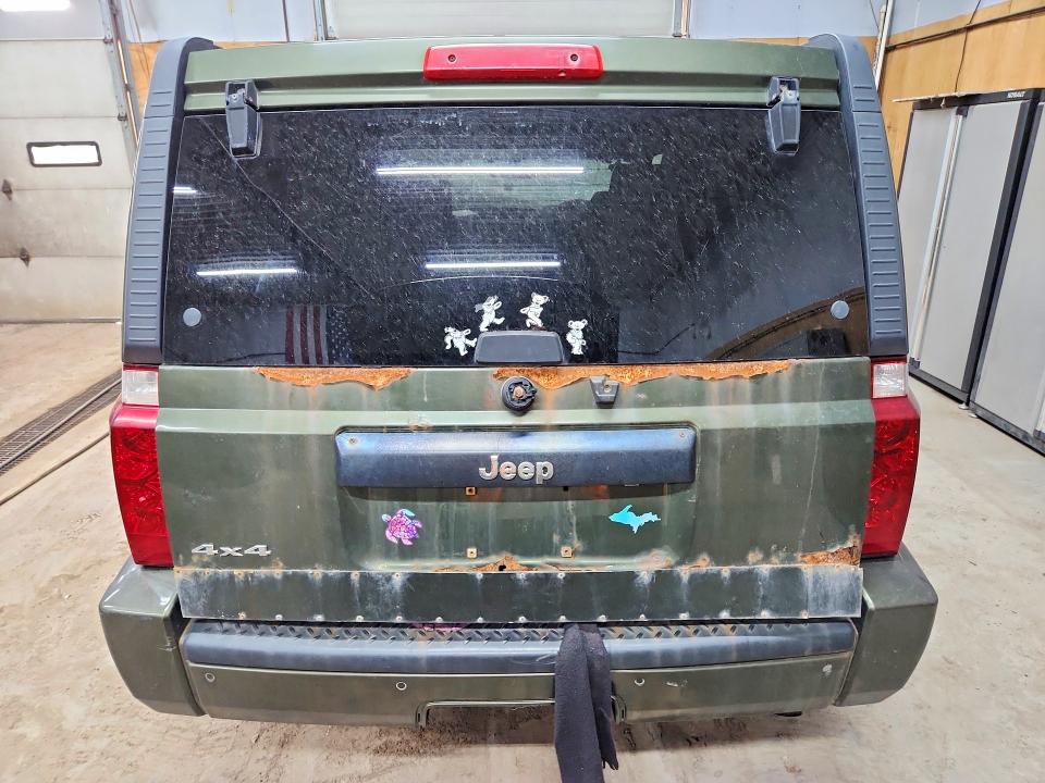 59598586 :رقم المزاد ، 1J8HG48K87C614808 vin ، 2007 Jeep Commander مزاد بيع