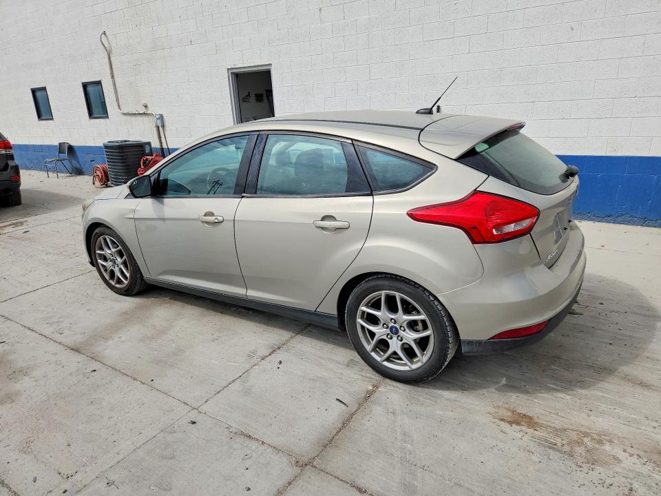 61066746 :رقم المزاد ، 1FADP3K21FL283129 vin ، 2015 Ford Focus مزاد بيع