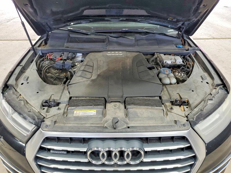 62892146 :رقم المزاد ، WA1LAAF75HD012275 vin ، 2017 Audi Q7 مزاد بيع