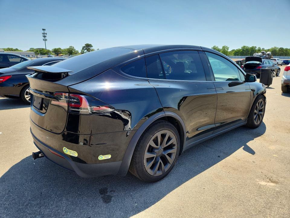 62468606 :رقم المزاد ، 7SAXCBE53PF400459 vin ، 2023 Tesla Model X مزاد بيع