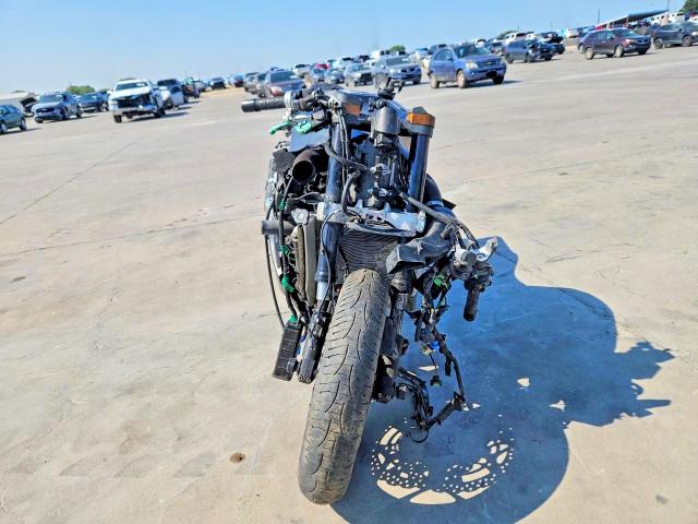 60984976 :رقم المزاد ، JKBZXNF18FA010798 vin ، 2015 Kawasaki Zx1400 مزاد بيع