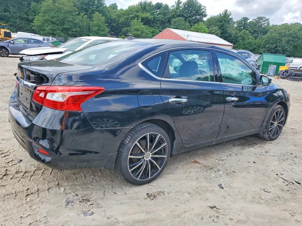 62326306 :رقم المزاد ، 3N1AB7AP2HY361589 vin ، 2017 Nissan Sentra مزاد بيع