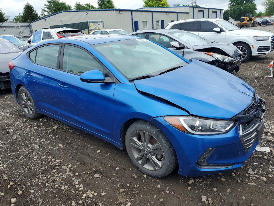 59957166 :رقم المزاد ، 5NPD84LF9JH248415 vin ، 2018 Hyundai Elantra مزاد بيع