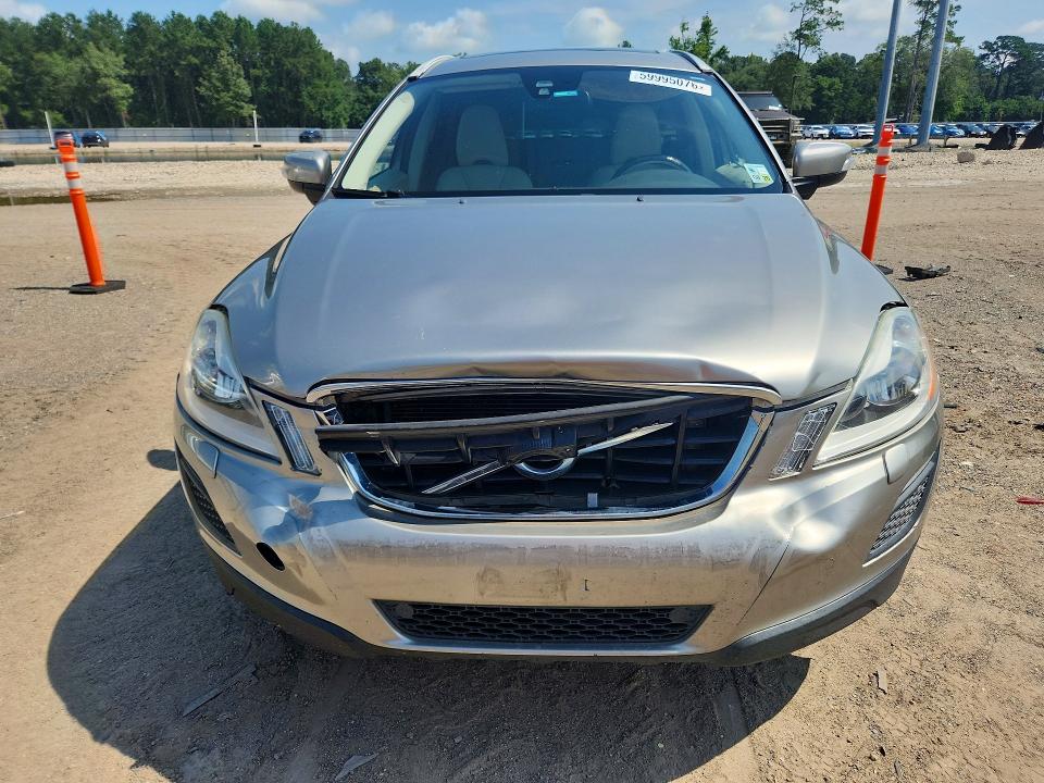 2013 Volvo Xc60 მანქანა იყიდება აუქციონზე, vin: YV4952DL8D2409427, აუქციონის ნომერი: 59995076
