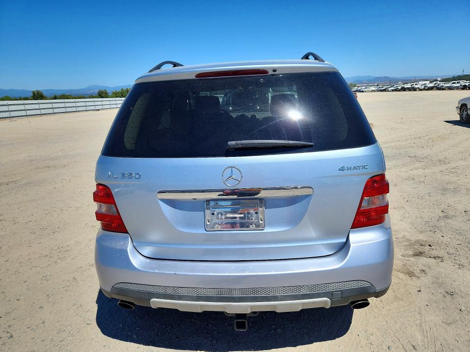 2007 Mercedes-benz Ml მანქანა იყიდება აუქციონზე, vin: 4JGBB86E87A167551, აუქციონის ნომერი: 62874526