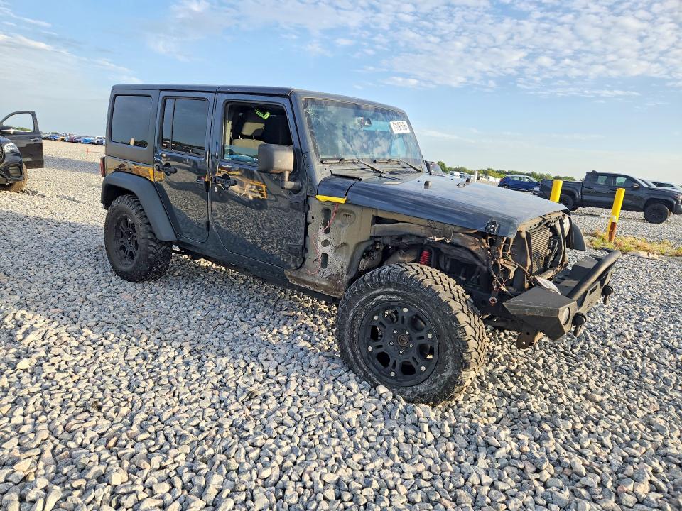 61097696 :رقم المزاد ، 1C4BJWDG1JL859226 vin ، 2018 Jeep Wrangler Unlimited مزاد بيع