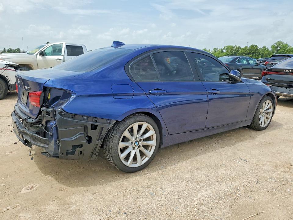 60892096 :رقم المزاد ، WBA8A9C59JAH14152 vin ، 2018 Bmw 320 مزاد بيع