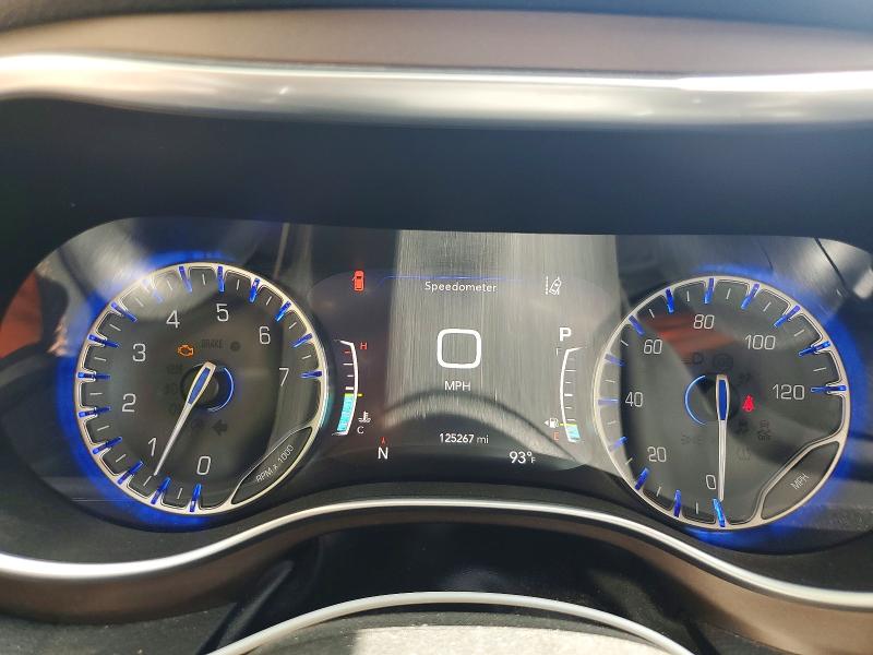 58767246 :رقم المزاد ، 2C4RC1EG5JR122208 vin ، 2018 Chrysler Pacifica مزاد بيع