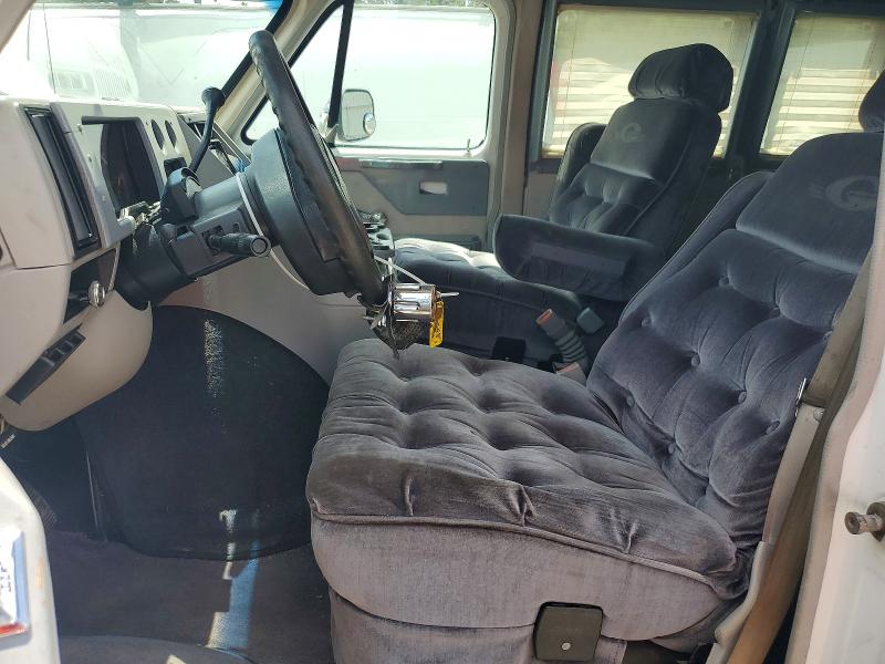 59835566 :رقم المزاد ، 1GBEG25K5RF168187 vin ، 1994 Chevrolet G20 مزاد بيع