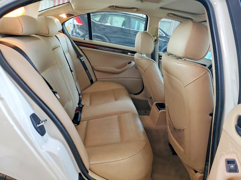 61082986 :رقم المزاد ، WBAET37465NJ90059 vin ، 2005 Bmw 325 مزاد بيع