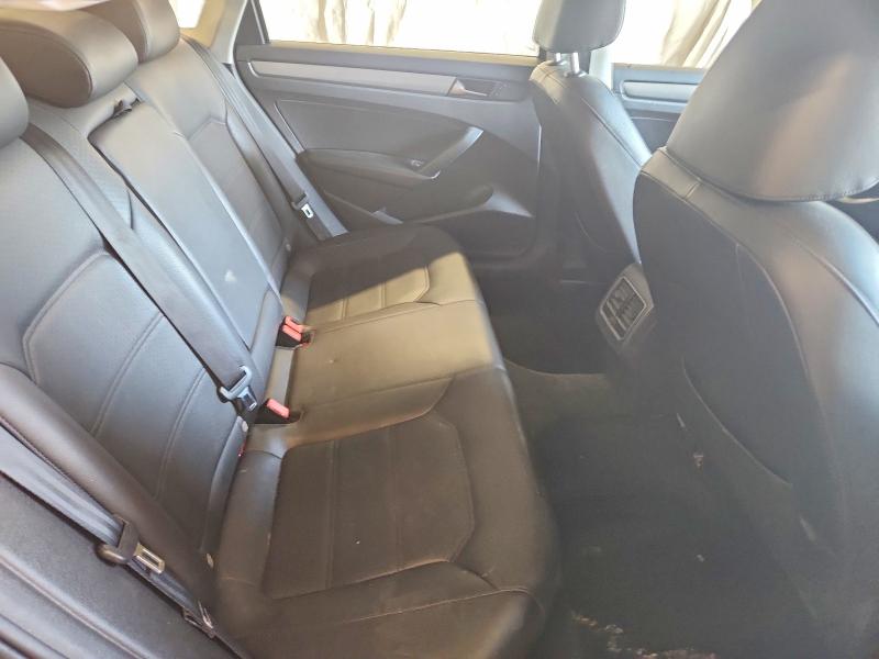 2015 Volkswagen Passat მანქანა იყიდება აუქციონზე, vin: 1VWBV7A3XFC018960, აუქციონის ნომერი: 62577896