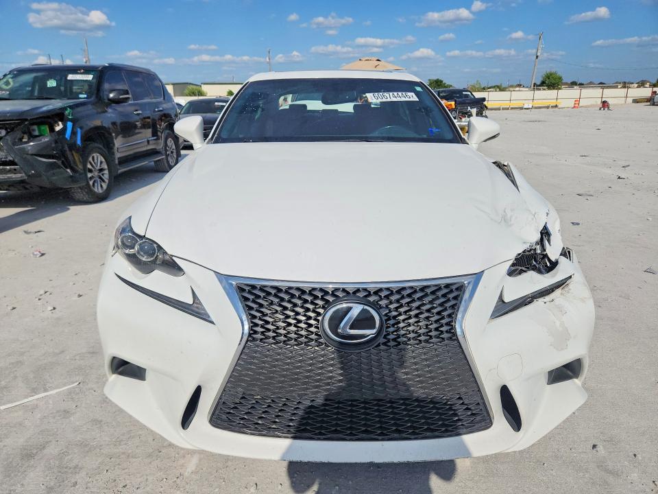 60674446 :رقم المزاد ، JTHBA1D2XG5010358 vin ، 2016 Lexus Is مزاد بيع