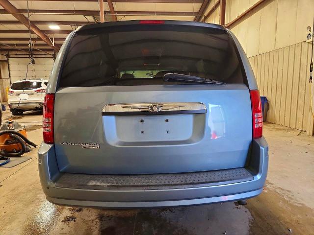2008 Chrysler Town & Country მანქანა იყიდება აუქციონზე, vin: 2A8HR54P78R617337, აუქციონის ნომერი: 61915386