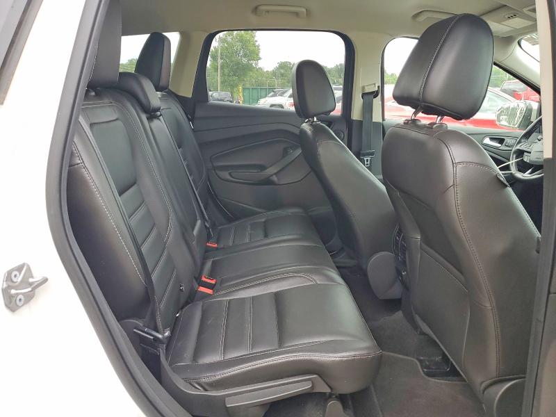 62324686 :رقم المزاد ، 1FMCU9J95HUA74405 vin ، 2017 Ford Escape مزاد بيع