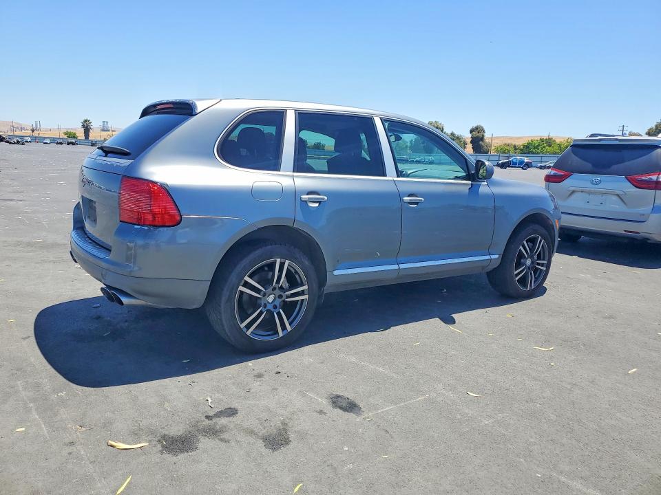Продажа на аукционе авто 2005 Porsche Cayenne, vin: WP1AB29P15LA62862, номер лота: 61805576