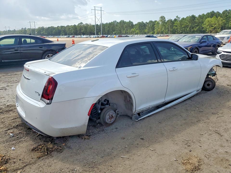 61763626 :رقم المزاد ، 2C3CCABTXGH234111 vin ، 2016 Chrysler 300 مزاد بيع