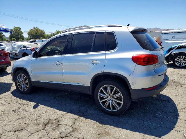 2012 Volkswagen Tiguan მანქანა იყიდება აუქციონზე, vin: WVGAV7AX7CW556068, აუქციონის ნომერი: 61821766