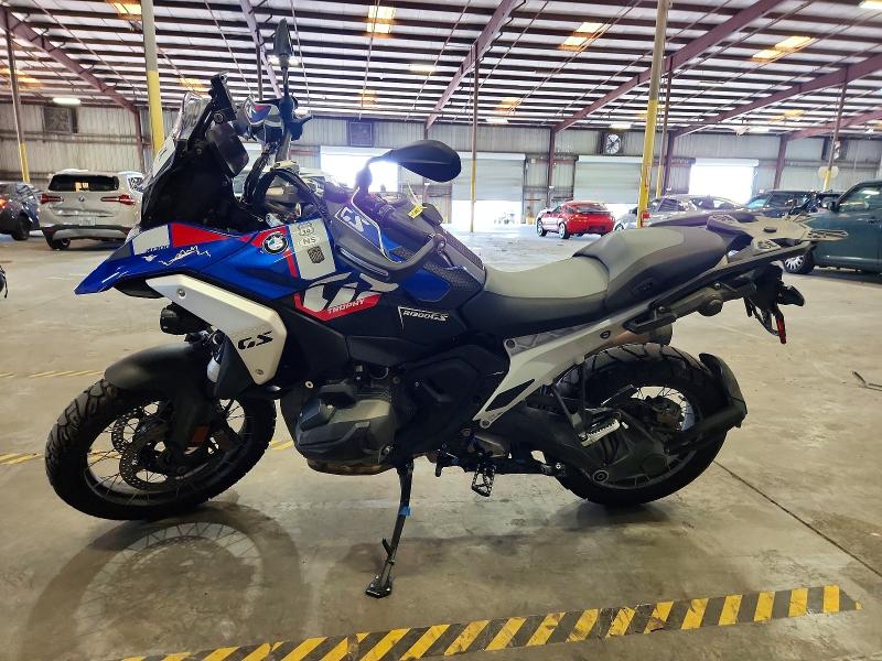 59601336 :رقم المزاد ، WB10M2305S6L52869 vin ، 2025 Bmw R 1300 مزاد بيع