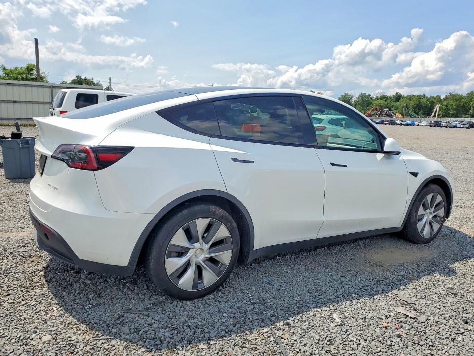 Продажа на аукционе авто 2023 Tesla Model Y, vin: 7SAYGAEEXPF675006, номер лота: 62010276