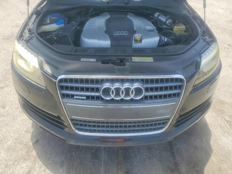 60640826 :رقم المزاد ، WA1LMAFE9FD007938 vin ، 2015 Audi Q7 مزاد بيع