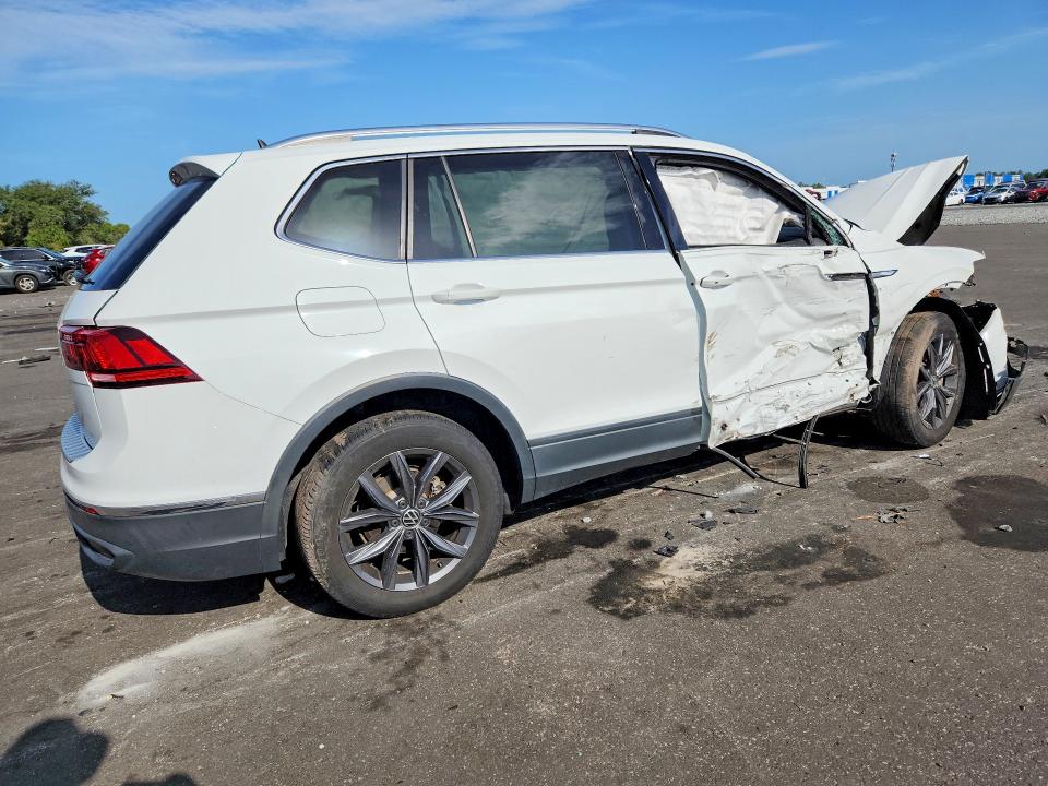 Продаж на аукціоні авто 2022 Volkswagen Tiguan, vin: 3VV3B7AX3NM047833, номер лоту: 60447956