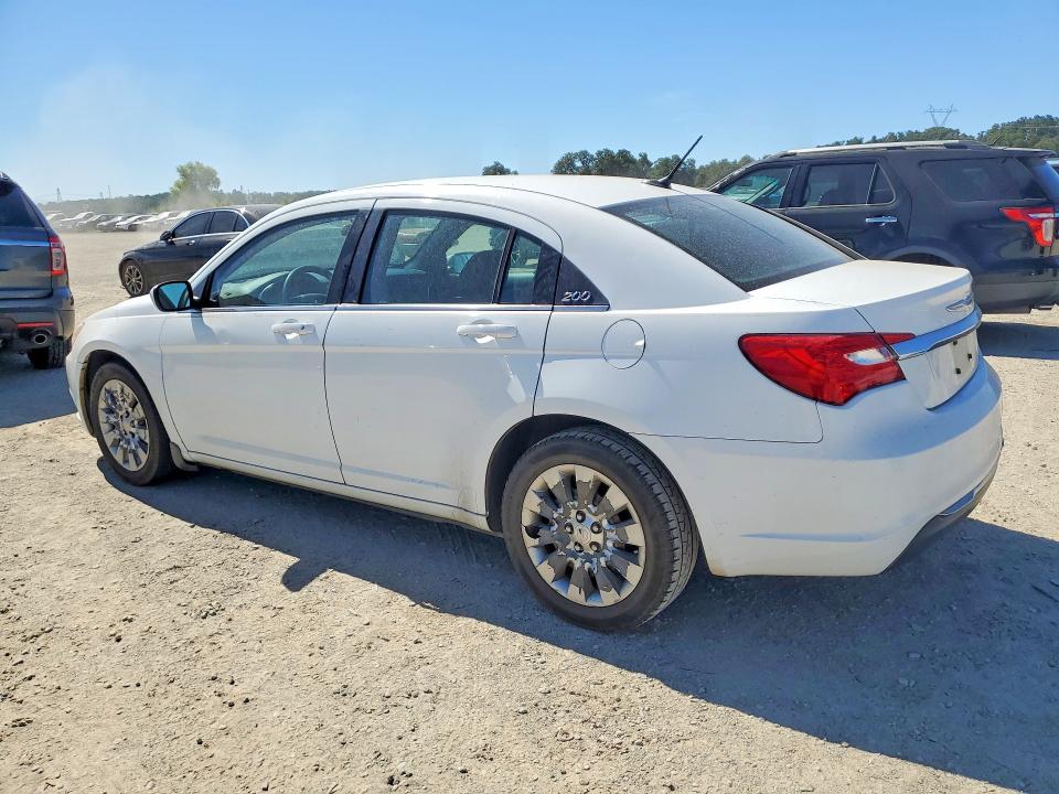 60210626 :رقم المزاد ، 1C3CCBABXEN141219 vin ، 2014 Chrysler 200 مزاد بيع