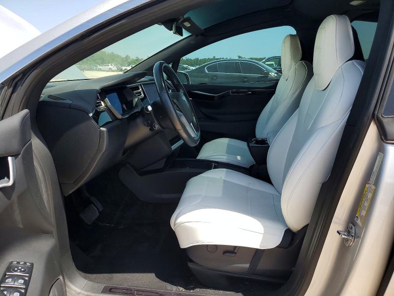 Продаж на аукціоні авто 2018 Tesla Model X, vin: 5YJXCDE21JF092083, номер лоту: 61958276