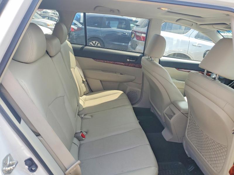 63367706 :رقم المزاد ، 4S4BRCKC5C3285977 vin ، 2012 Subaru Outback مزاد بيع