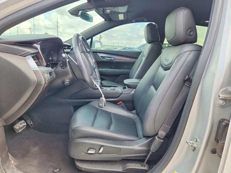 60806366 :رقم المزاد ، 1GYKNAR42LZ219493 vin ، 2020 Cadillac Xt5 مزاد بيع