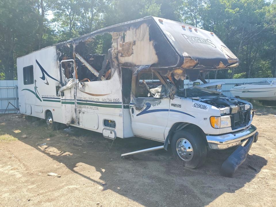 62596386 :رقم المزاد ، 1FDXE4555YHA13014 vin ، 2000 Ford E450 مزاد بيع