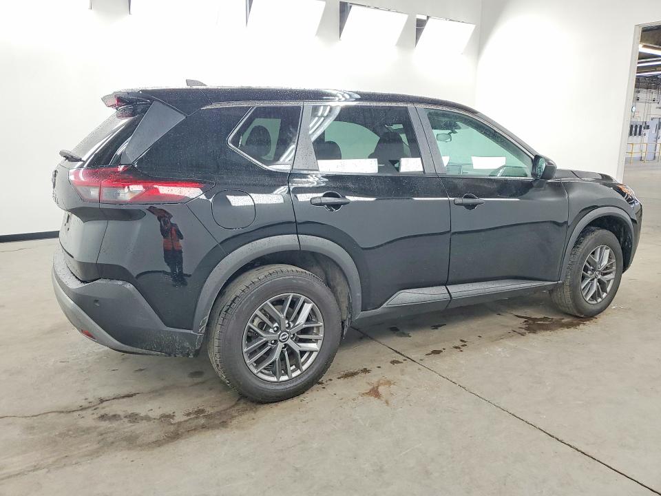 62335646 :رقم المزاد ، 5N1BT3AA2PC869549 vin ، 2023 Nissan Rogue مزاد بيع