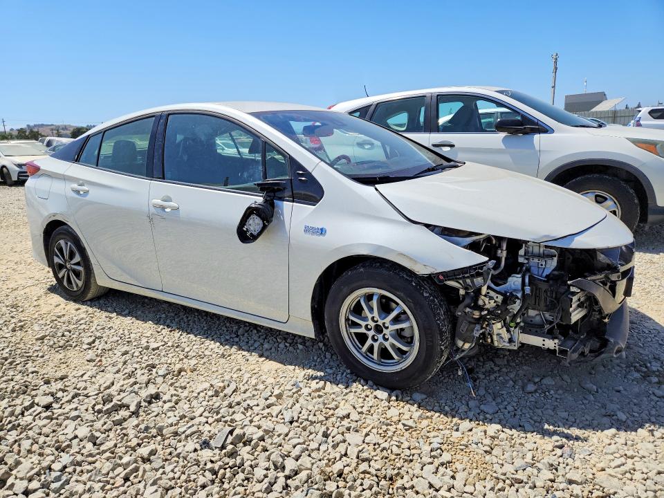59651876 :رقم المزاد ، JTDKARFP6H3035943 vin ، 2017 Toyota Prius Prime مزاد بيع