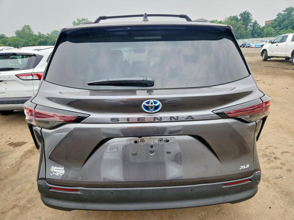 Продаж на аукціоні авто 2025 Toyota Sienna, vin: 5TDJRKEC3SS287990, номер лоту: 61556996