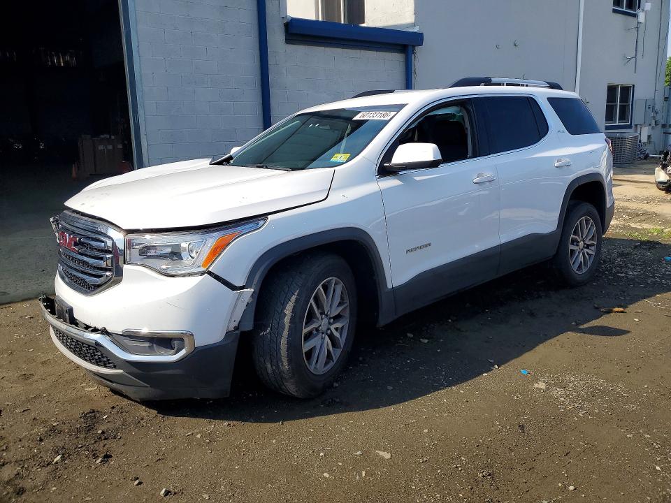 60133186 :رقم المزاد ، 1GKKNLLA2HZ113122 vin ، 2017 Gmc Acadia مزاد بيع