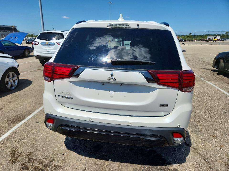 Продаж на аукціоні авто 2020 Mitsubishi Outlander, vin: JA4AD3A3XLZ038624, номер лоту: 63298416