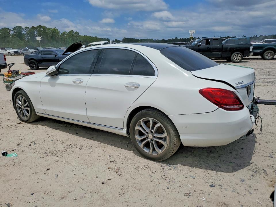 2015 Mercedes-benz C მანქანა იყიდება აუქციონზე, vin: 55SWF4KB2FU035369, აუქციონის ნომერი: 61745076