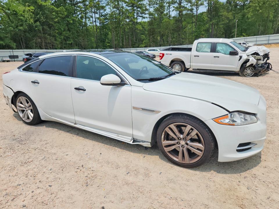 61144416 :رقم المزاد ، SAJWJ2GD8F8V88561 vin ، 2015 Jaguar Xjl مزاد بيع