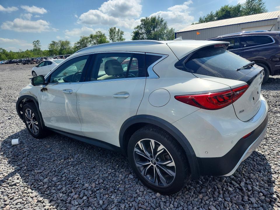 59361446 :رقم المزاد ، SJKCH5CR3JA052468 vin ، 2018 Infiniti Qx30 مزاد بيع
